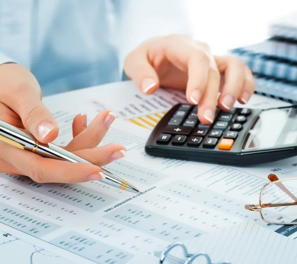 Who Pays for a Halfway House: Funding Sources and Payment Responsibility Explained